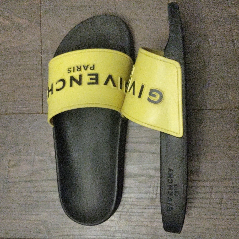 GIVENCHY Poolside Slide/Sandals - Picture 2 of 15